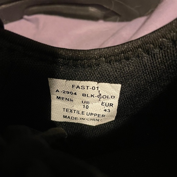 Akademiks men’s sneakers - Picture 6 of 6